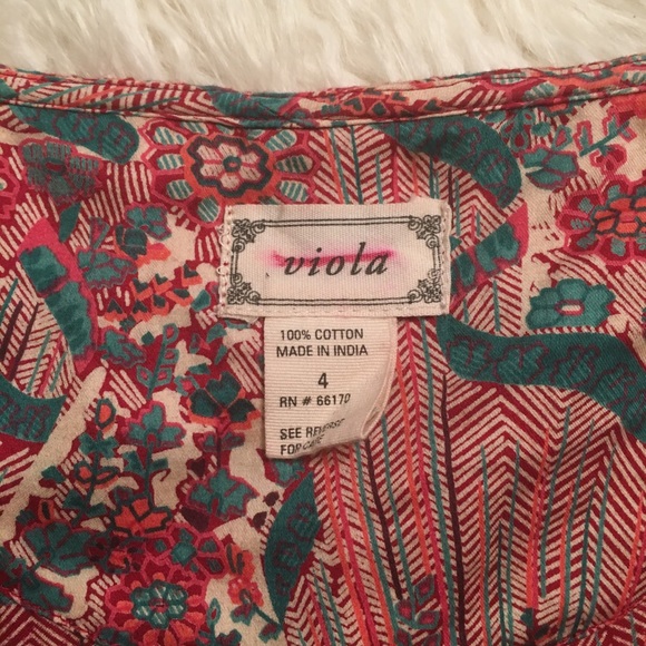 Peplum Top w/ Pleated Collar & Puffy Sleeves - Picture 7 of 8